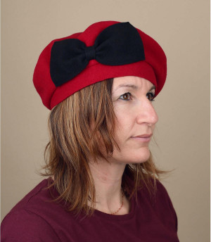 red beret black bow. Coco hermès black